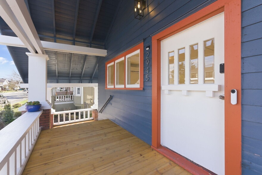 Building Photo - 2945 NE 57th Ave