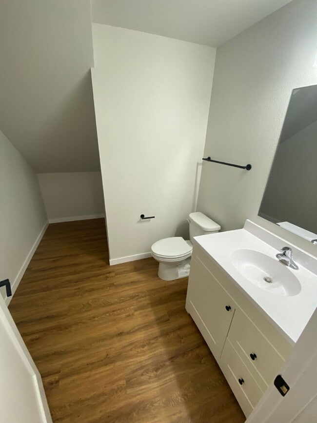 Building Photo - 1553 47th Loop