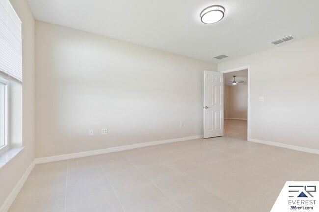 Building Photo - 158 Secretary Trail