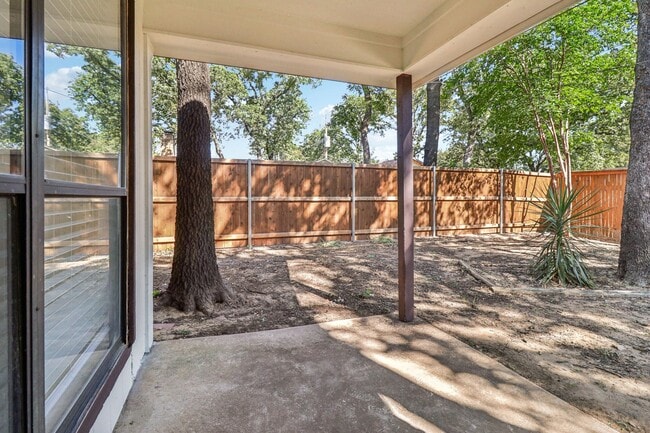 Building Photo - 5507 Silver Bow Trail