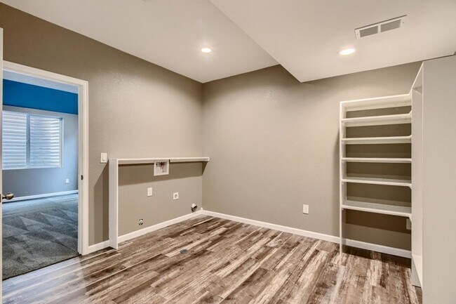 Building Photo - 3830 Blackwood Ln