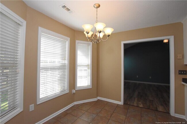 Building Photo - 57 Cutter Cir