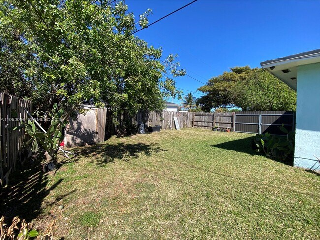 Building Photo - 11545 SW 224th St