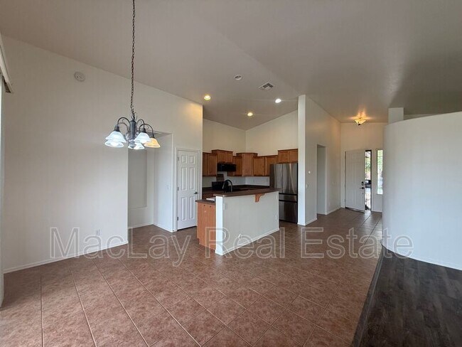 Building Photo - 8311 S 23rd Pl