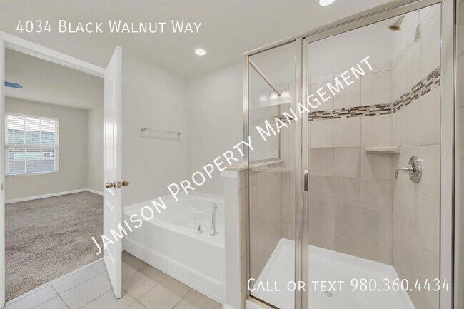 Building Photo - 4034 Black Walnut Wy