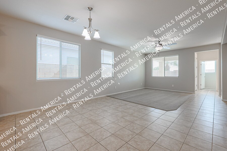 Building Photo - 41587 W Anne Ln