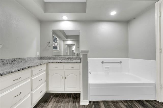 Building Photo - 3309 Pony Dr