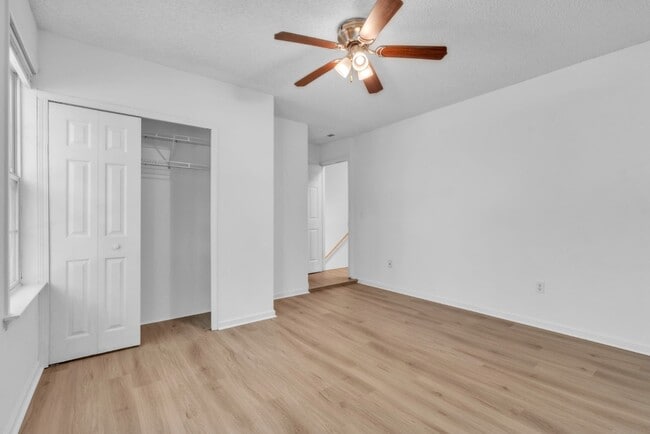 Building Photo - 102 Glenlea Ln