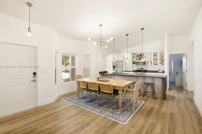 Building Photo - 10246 NW 57th Terrace