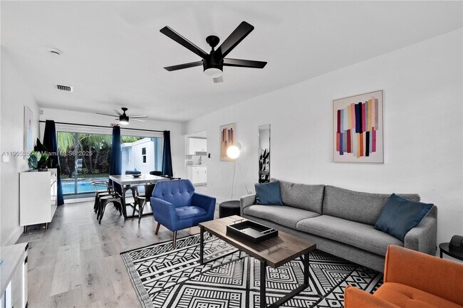 Building Photo - 6650 McKinley St