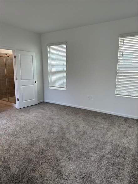 Building Photo - 2525 Relaxing Ln