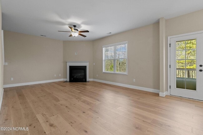 Building Photo - 204 Sandy Springs Rd