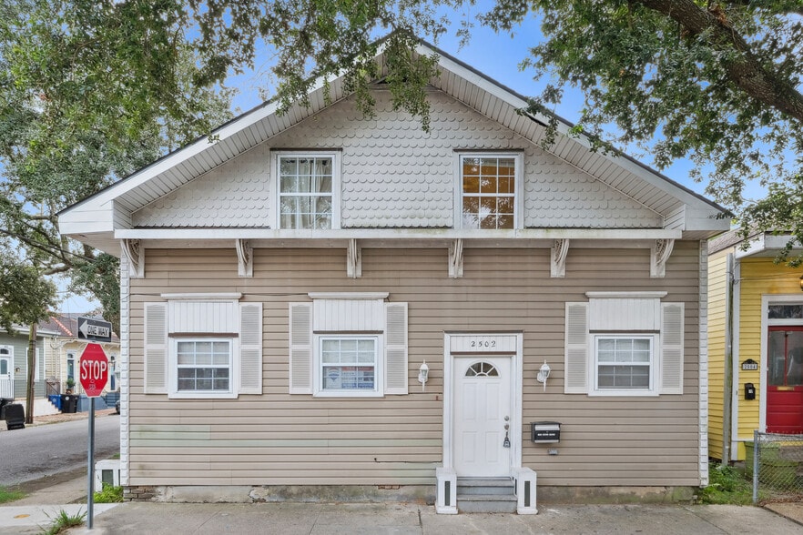 Primary Photo - 2502 Laurel St