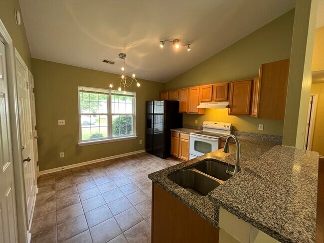 Building Photo - 2416 Faircreek Ct