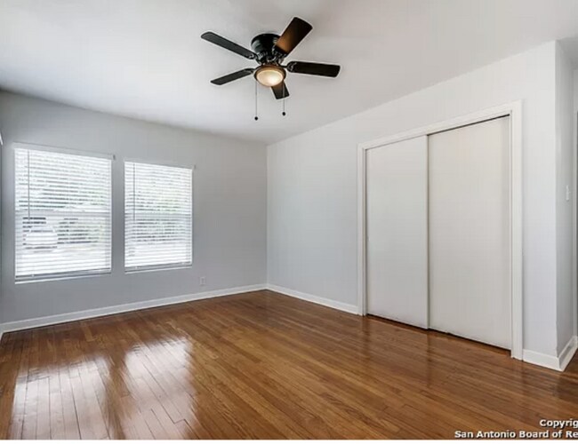 Building Photo - 229 Greer St