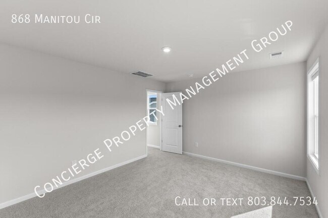 Building Photo - 868 Manitou Cir