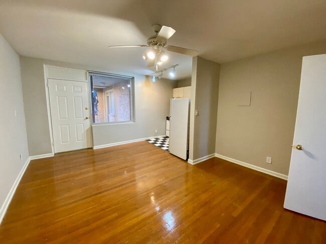 Building Photo - One Bedroom with City Views in Poncey-Highland