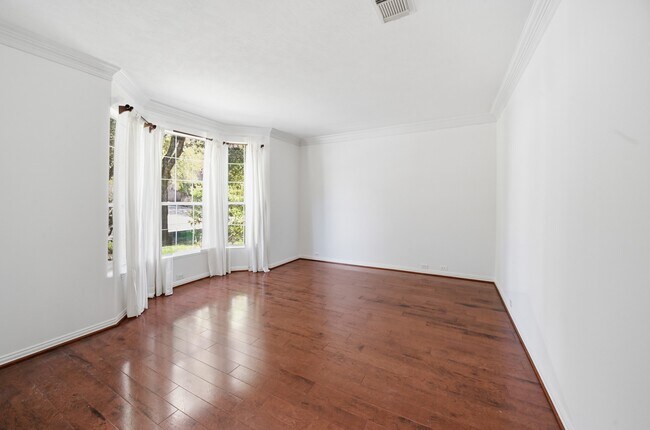 Building Photo - 51 N Scribewood Cir