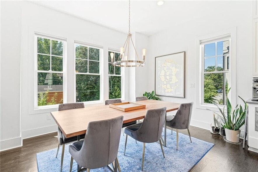 Building Photo - 1801 Huntington Hills Ln NW