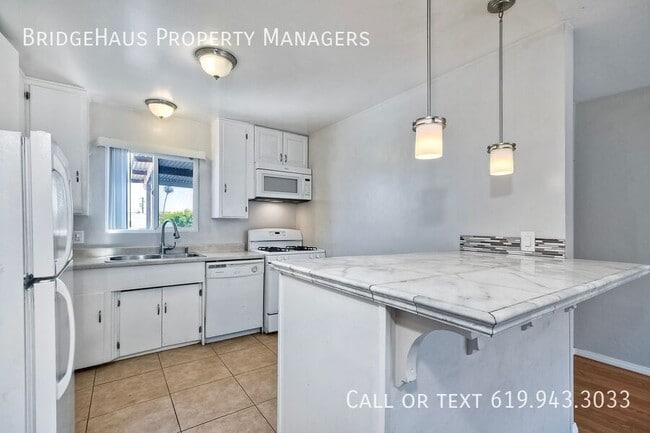 Building Photo - 4266 Cherokee Ave