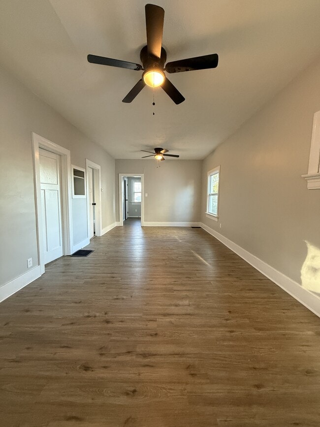 Building Photo - 39 S Quentin Ave