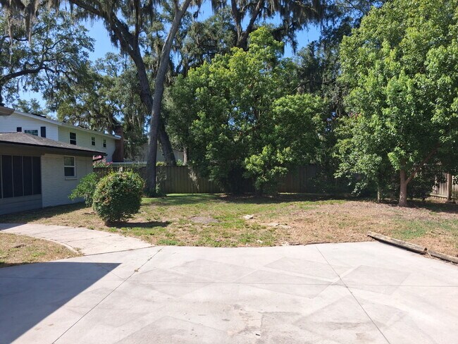 Building Photo - 2374 Stafford Dr
