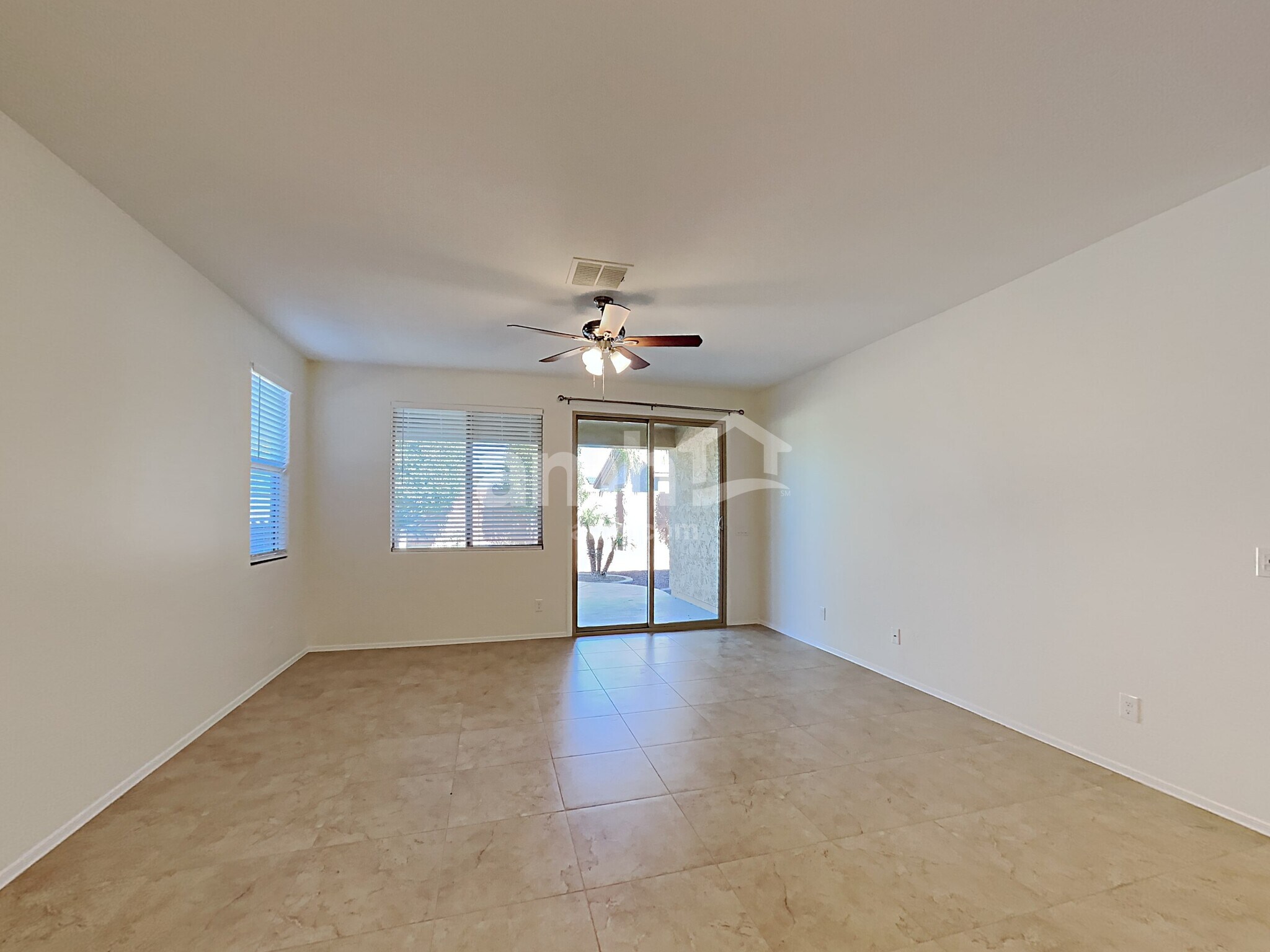 Building Photo - 18366 W Southgate Ave