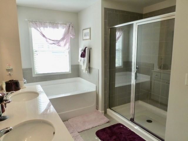 Building Photo - 2111 Apple Orchard Way