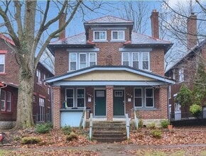 Building Photo - 1479 Bryden Rd