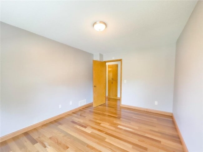Building Photo - 1051 Northview Park Rd