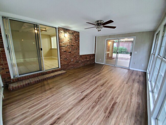 Building Photo - 203 Wilburn Rd