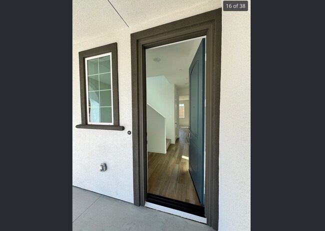Building Photo - 36996 Camino Spgs Ave