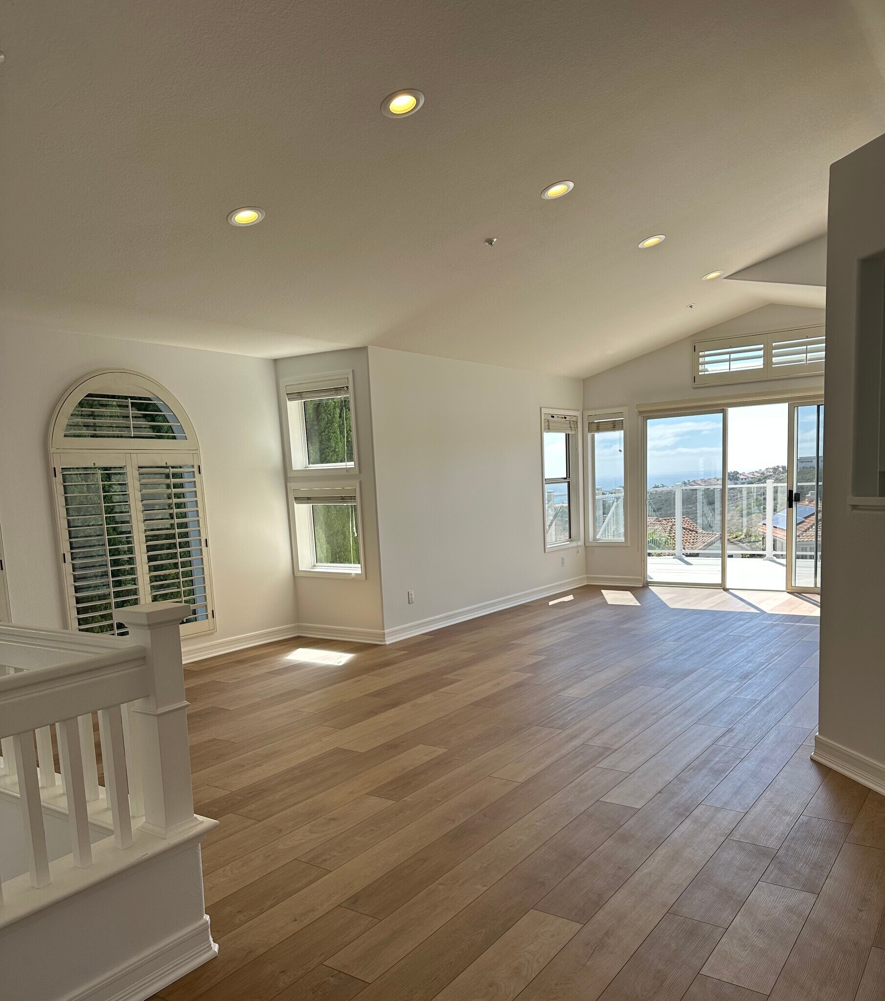 Building Photo - 77 San Raphael