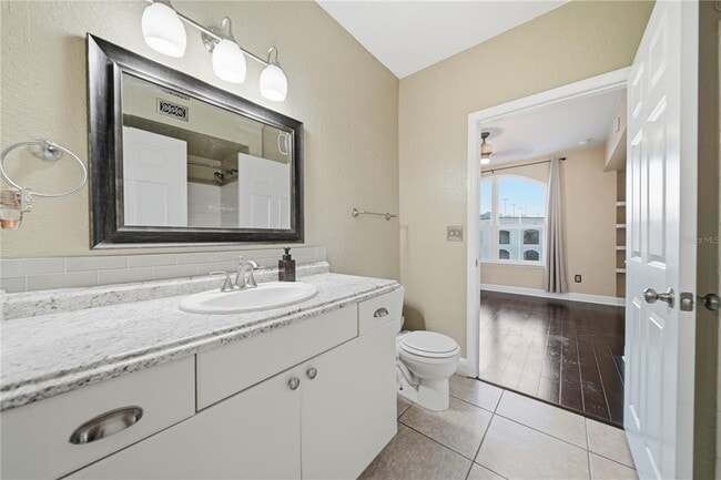 Building Photo - 204 E South St