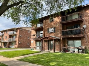 Building Photo - 4552 Heartland Dr