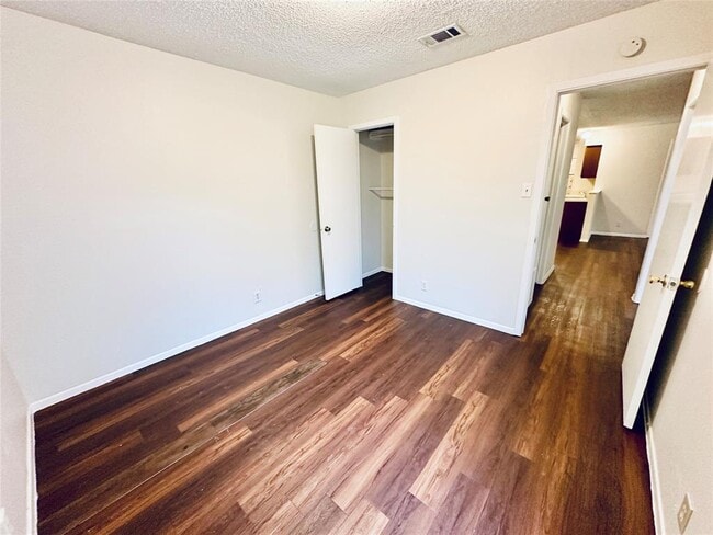 Building Photo - 12505 Turtle Rock Rd