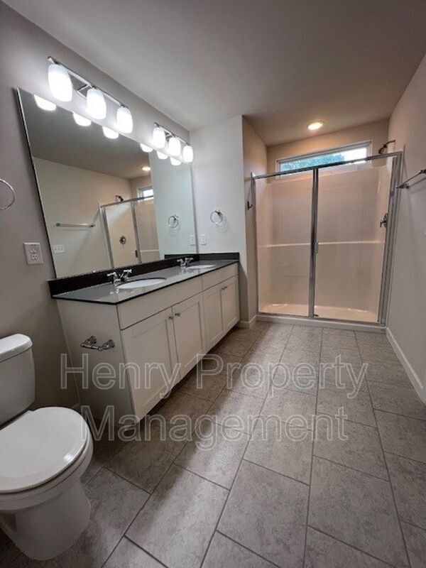 Building Photo - 775 Amarra Dr
