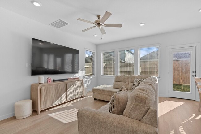 Building Photo - 17210 Pentland Hls Wy