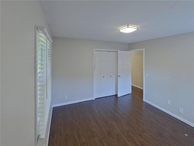 Building Photo - 1455 Oakdale Ave