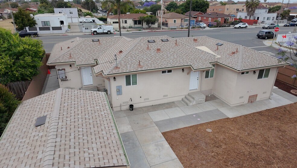Building Photo - 4404 Logan Ave