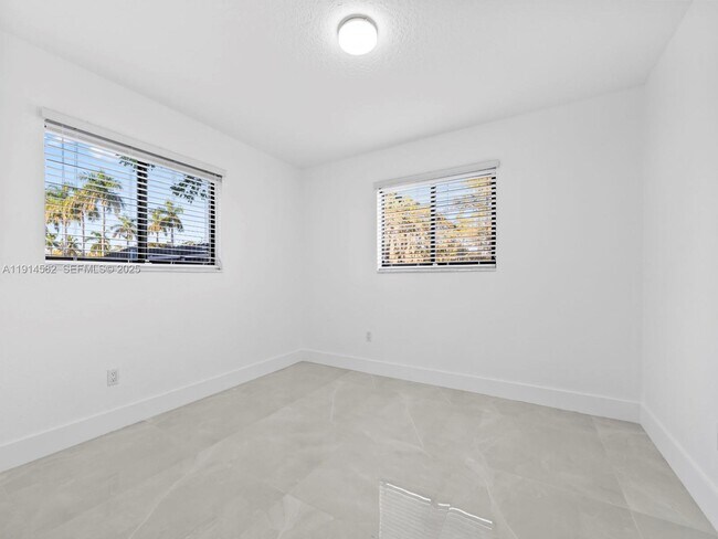 Building Photo - 19850 Franjo Rd