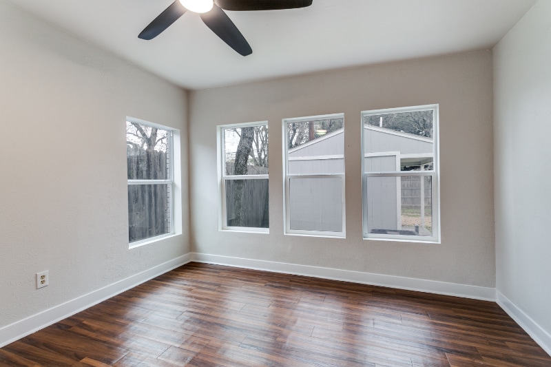 Building Photo - 826 N Clinton Ave