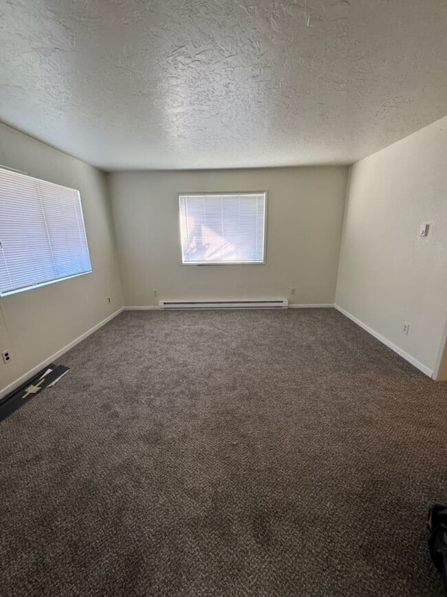 Building Photo - STATUS: PENDING APPLICATION-| R80E| $1495.00