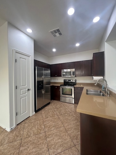 Building Photo - 2867 S Key Biscayne Dr