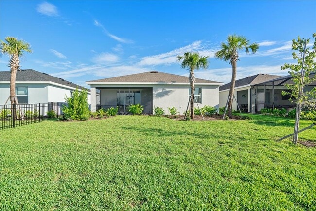 Building Photo - 17604 Fallen Br Wy