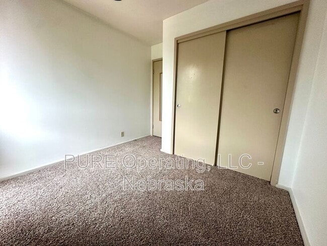 Building Photo - 1631 N 109th Plaza