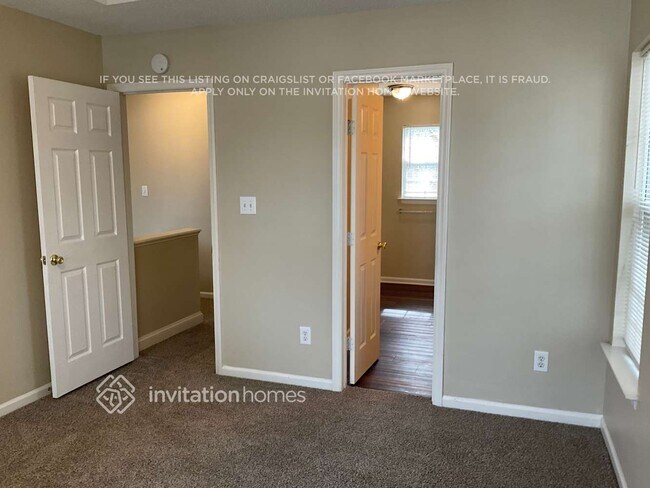 Building Photo - 2419 Ivy Run Dr