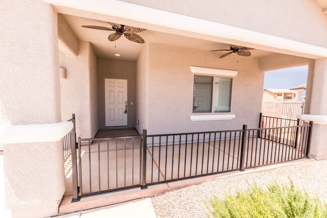 Building Photo - Beautiful 2-Story Home, 5 Bedroom, 3 Full ...