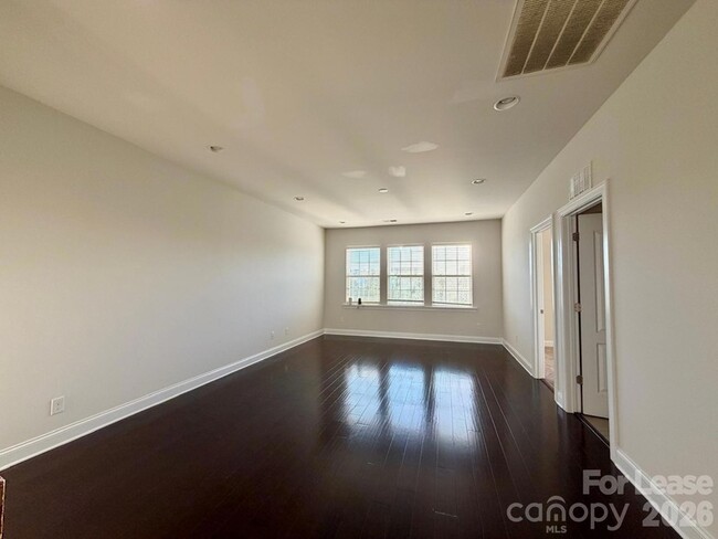 Building Photo - 1722 Spears Dr NW