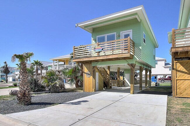 Building Photo - 1924 Eleventh Street-SI ID1023221P